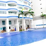 Palmetto En La Playa De Bocagrande